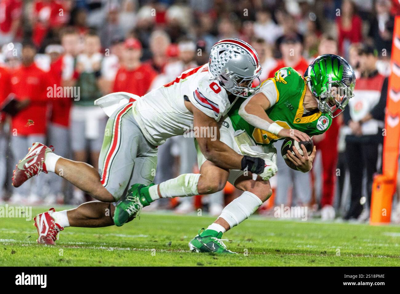 Los Angeles United States 01st Jan 2025 Oregon Quarterback Dillon los-angeles-united-states-01st-jan-2025-oregon-quarterback-dillon