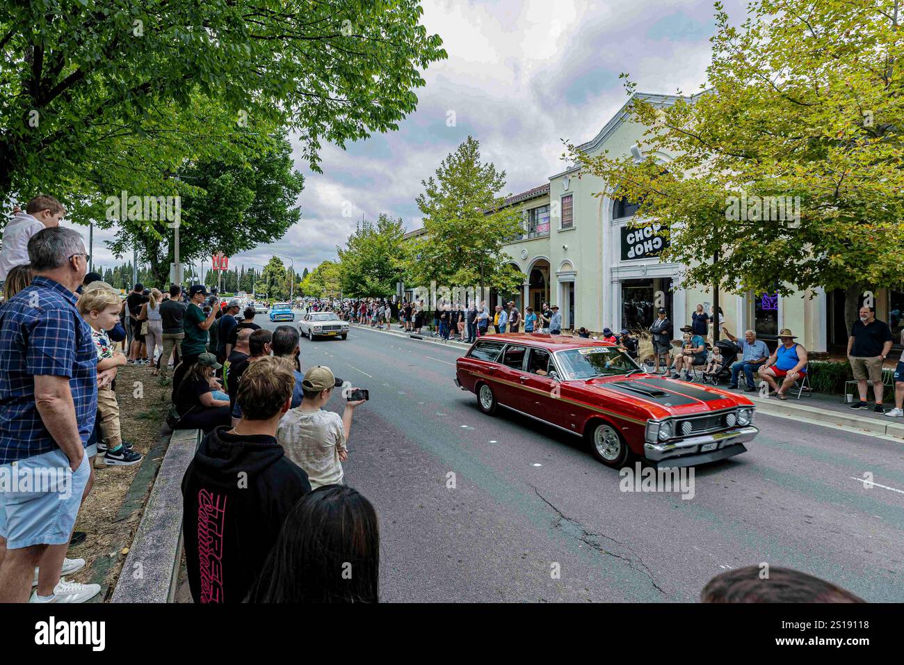 (250102) CANBERRA, Jan. 2, 2025 (Xinhua) Participants' cars