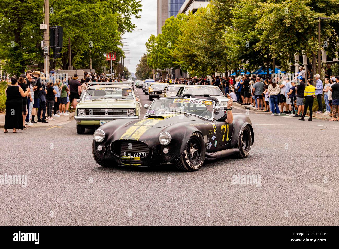 (250102) CANBERRA, Jan. 2, 2025 (Xinhua) Participants' cars
