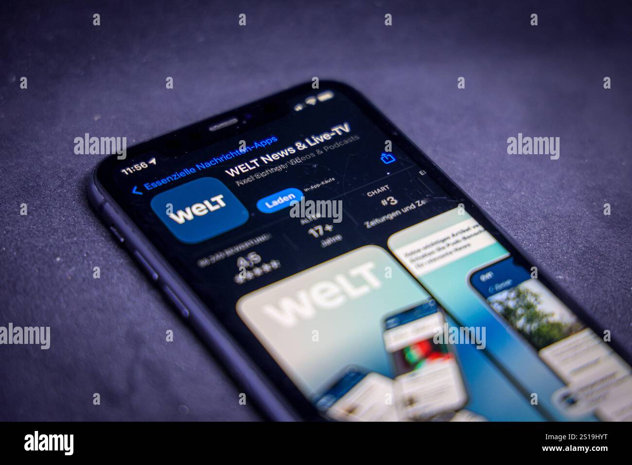 Apple App Store auf einem iPhone. Essentielle NachrichtenApps. WELT