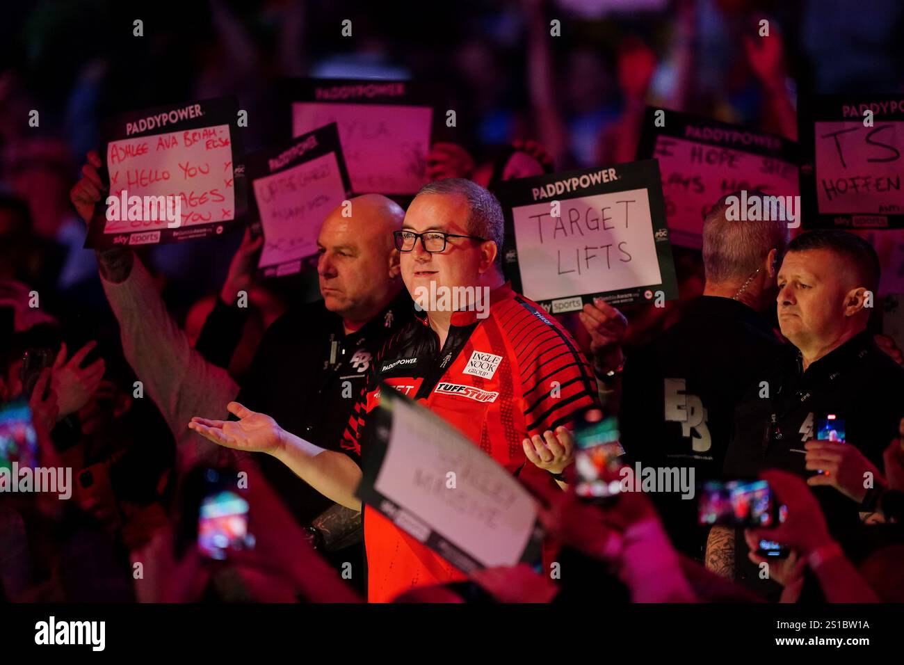 Stephen Bunting walks out to play their semifinal match against Luke