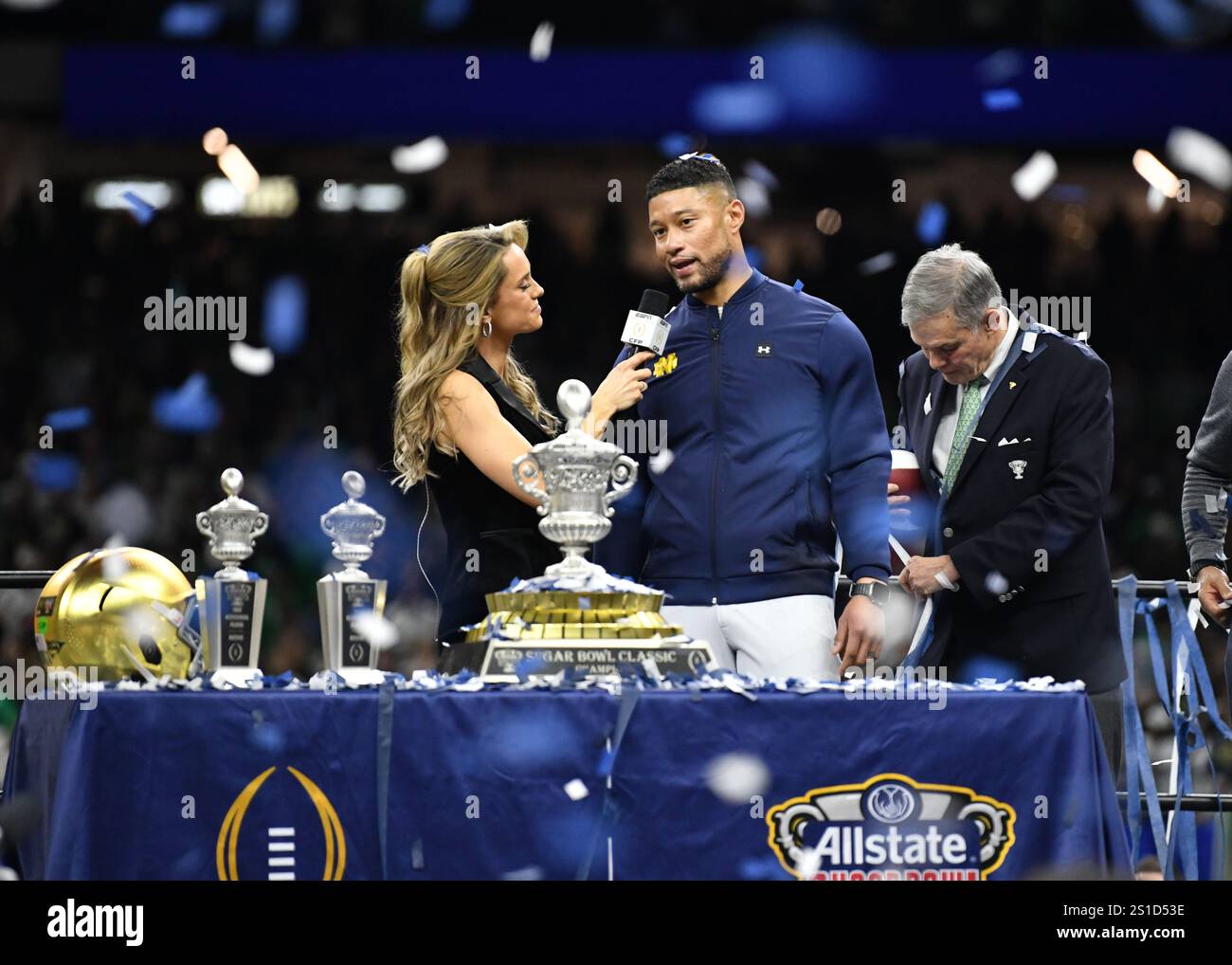 Linebacker Marcus Riley Georgia head coach jack hi-res stock photography and images - Alamy