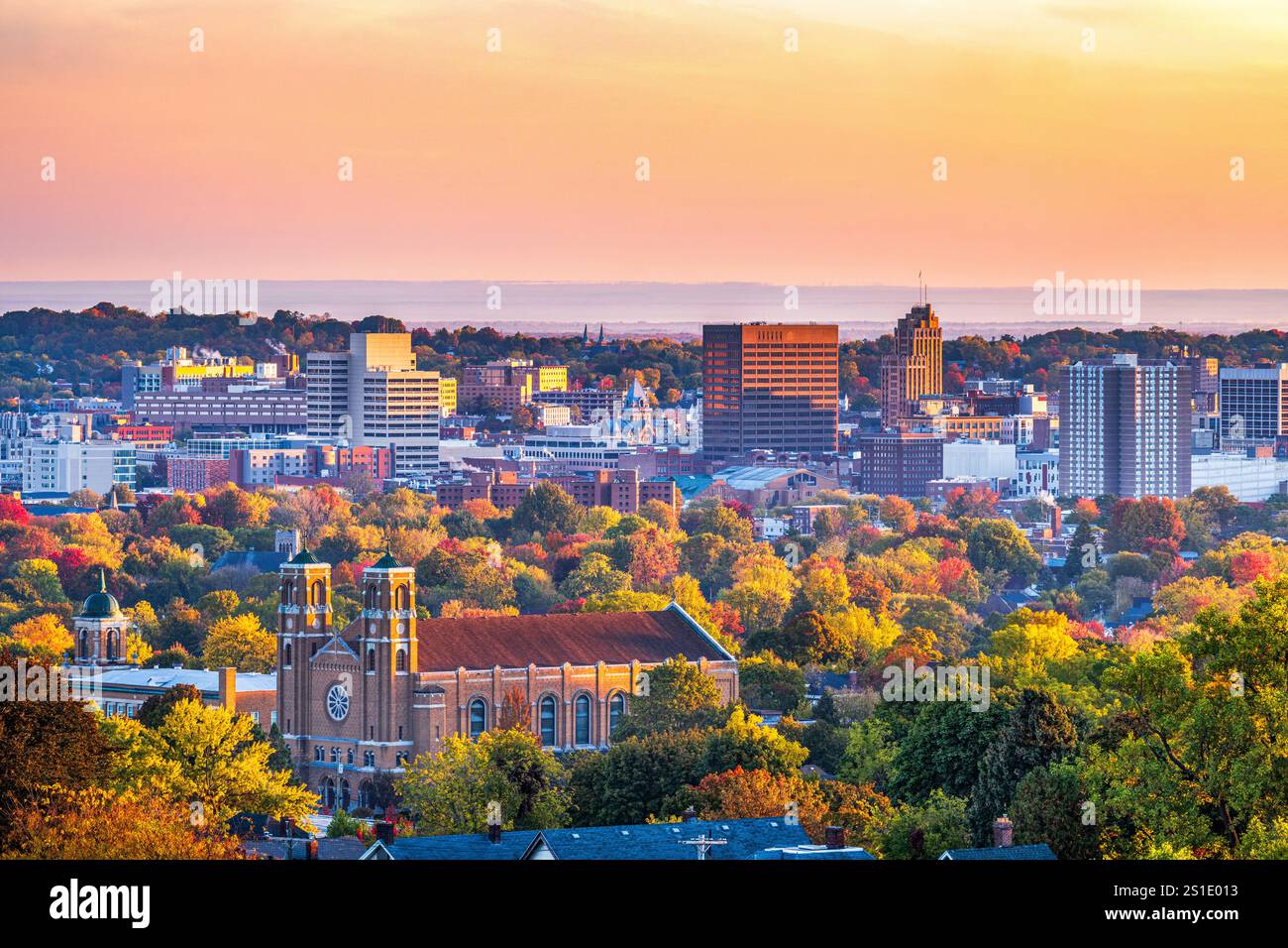 Downtown woodland hi-res stock photography and images - Alamy, image size:1300x956