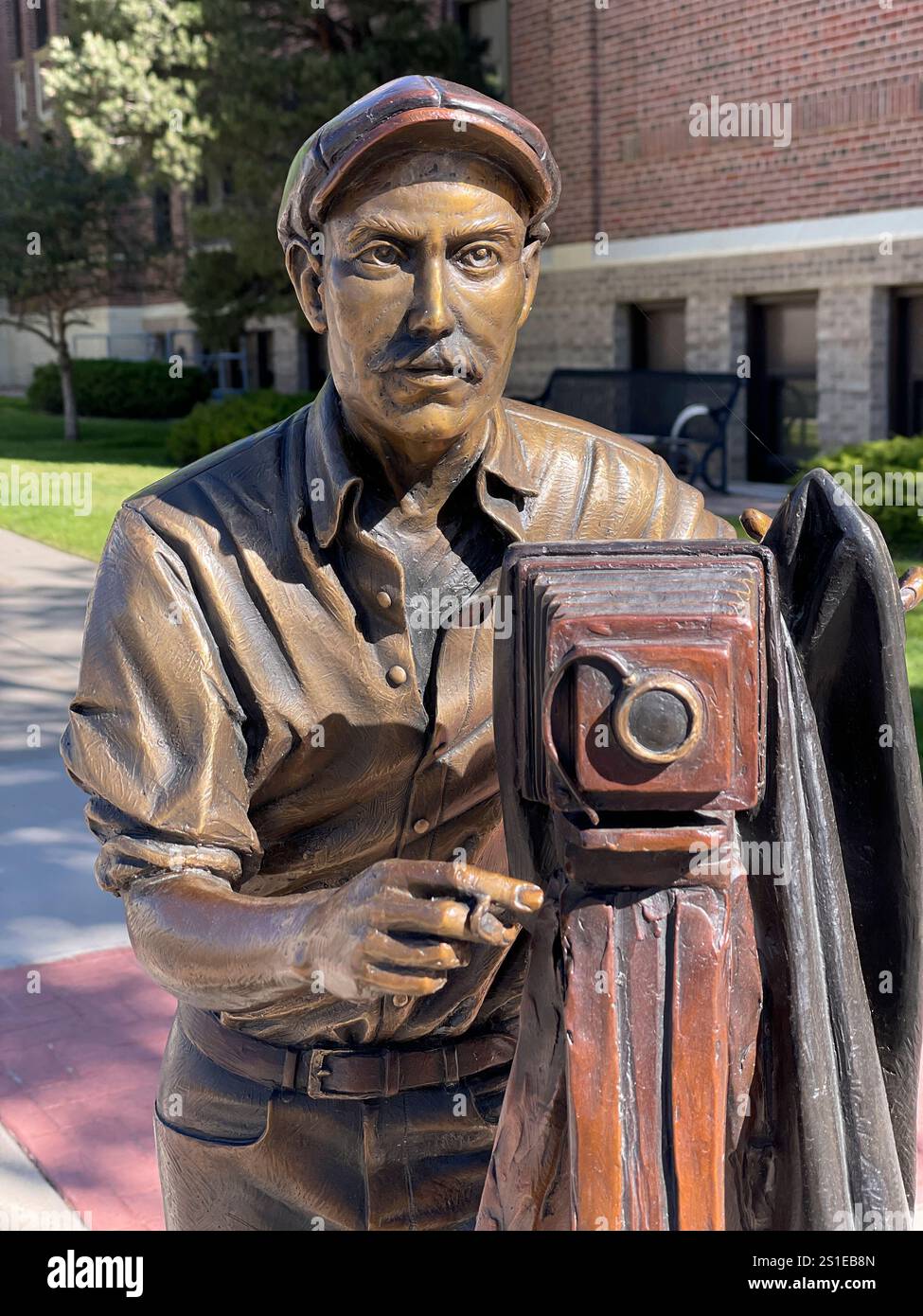 Bronze sculpture of photographer J E Stimson by Joel Turner, Cheyenne, Wyoming, USA - Smartphone Captured Stock Image