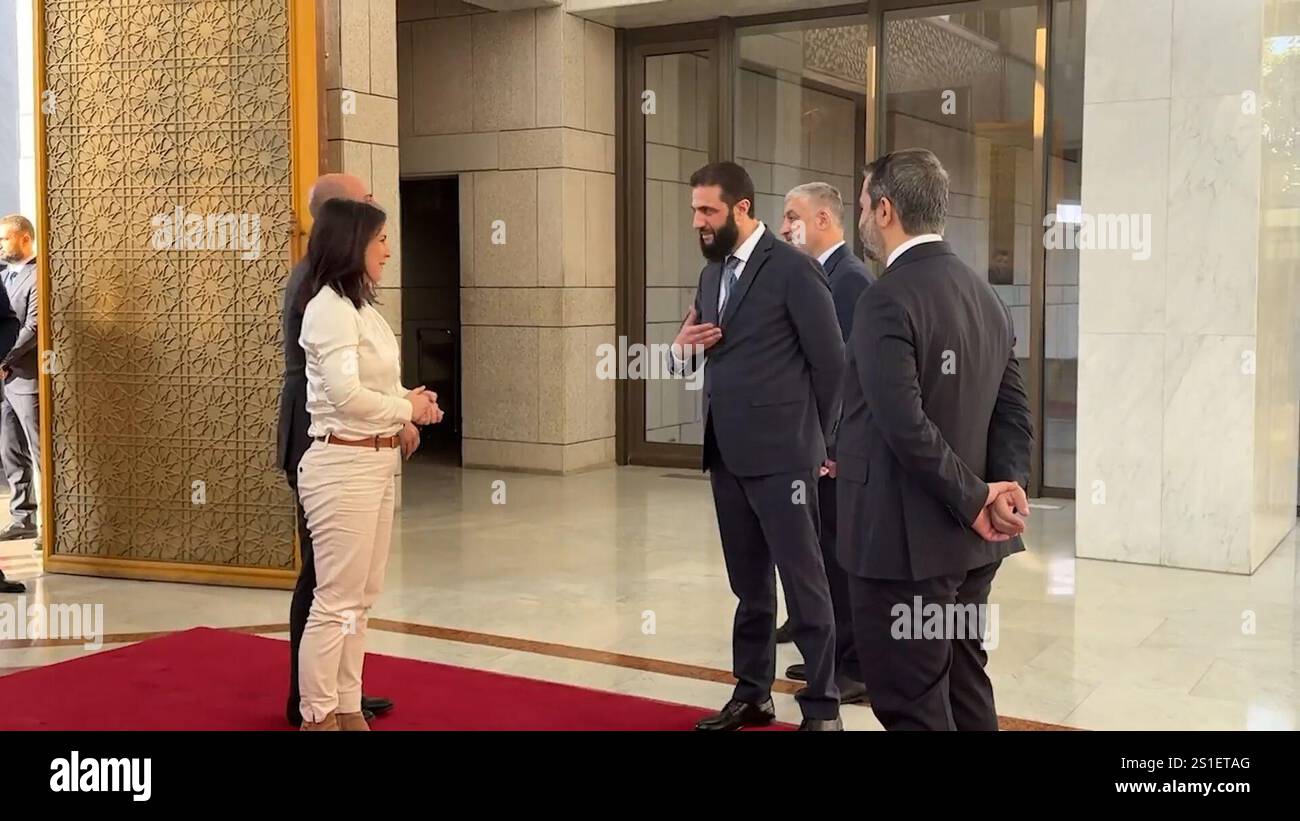 Emma Syria Ruler Damaskus, Syria. 03rd Jan, 2025. Foreign Minister Annalena Baerbock ...