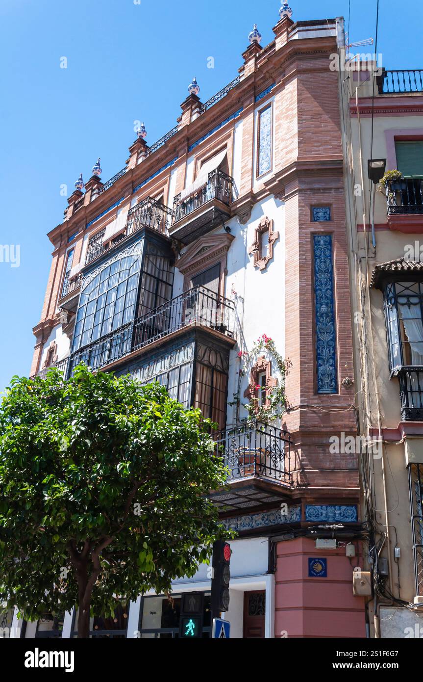 Regionalista style, Traditional architecture residential in plaza del Altozano, barrio de Triana, Sevilla, Andalusia, Spain Stock Photo