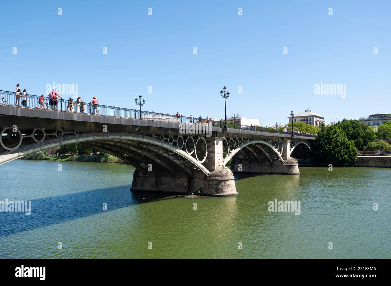 Paseo de la o de triana sevilla hi-res stock photography and images - Alamy