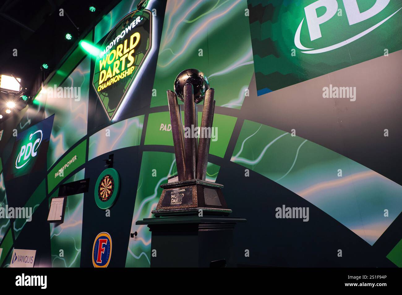 3rd January 2025, Alexandra Palace, London, England; 2024/25 PDC Paddy