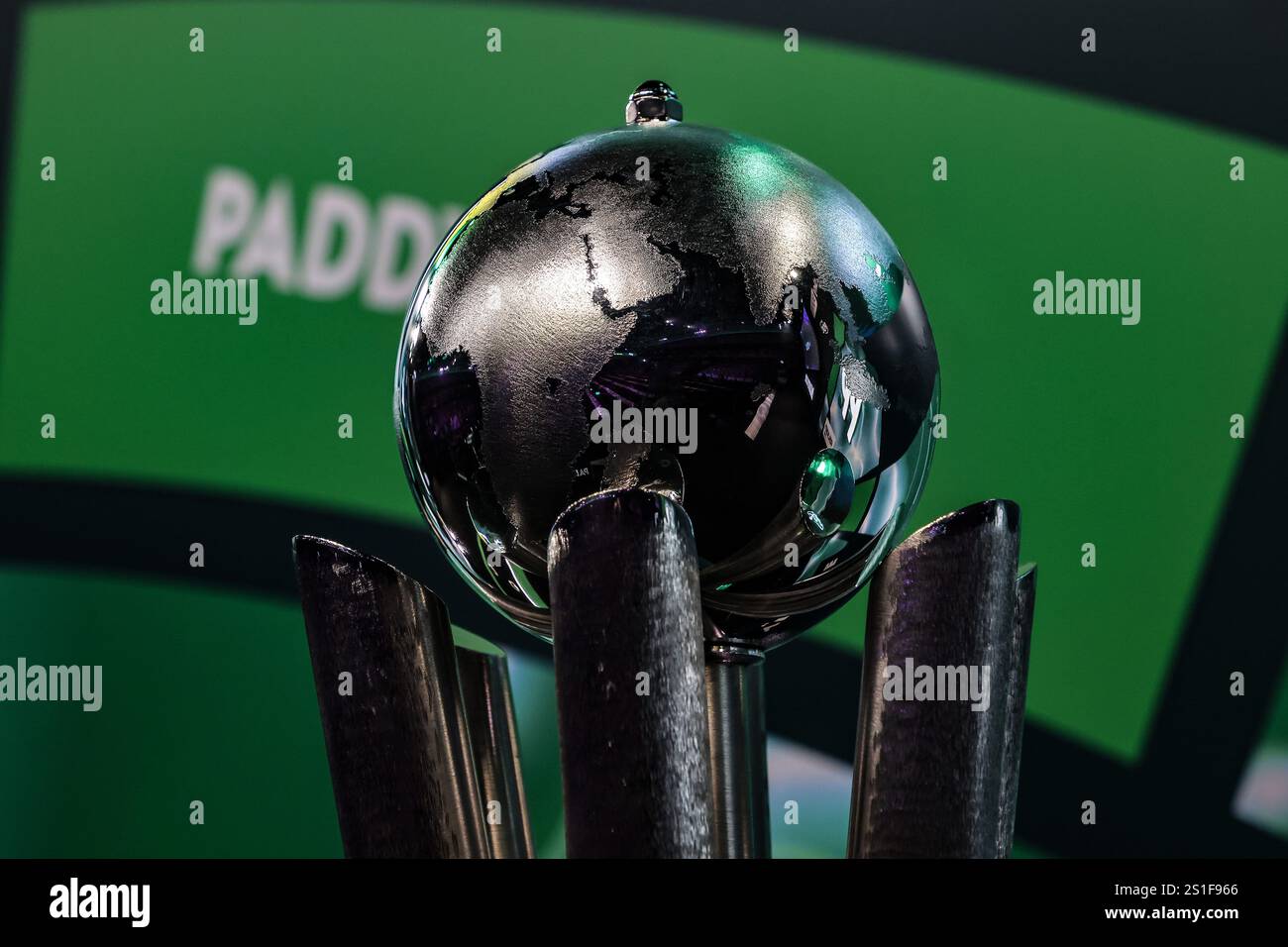 3rd January 2025, Alexandra Palace, London, England; 2025/25 PDC Paddy