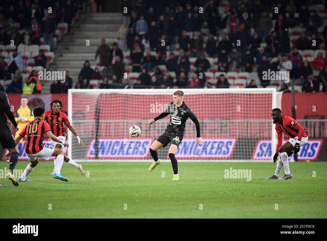 22 Tanguy NDOMBELE (ogcn) - 17 Jordan JAMES (srfc) during the Ligue 1 ...