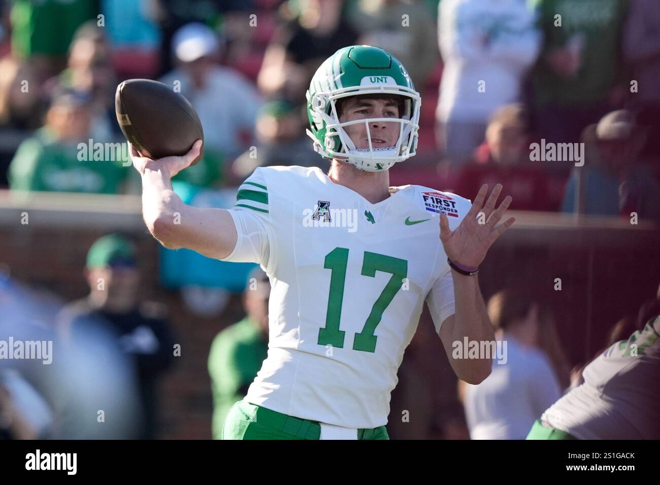 Texas State quarterback Drew Mestemaker (17) passes during the first