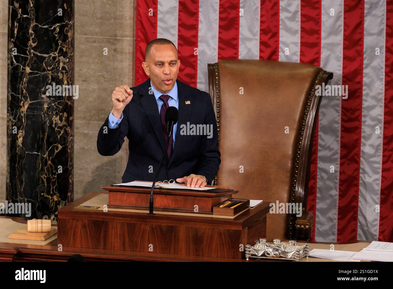 United States House Minority Leader Hakeem Jeffries (Democrat of New York) gives remarks during the Opening of the 119th Congress in the House Chambers of the Capitol Building in Washington DC on Friday, January 3, 2025. Republicans re-elected Mike Johnson to Speaker of the House after conservative holdouts changed their votes to Johnson. Credit: Aaron Schwartz/CNP Stock Photo