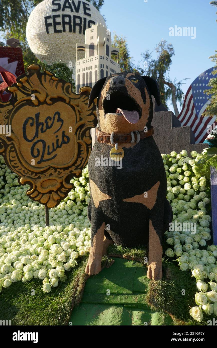 Chicago Float Pasadena, California, USA 3rd January 2025 at 2025 Dog on Chicago Float ...
