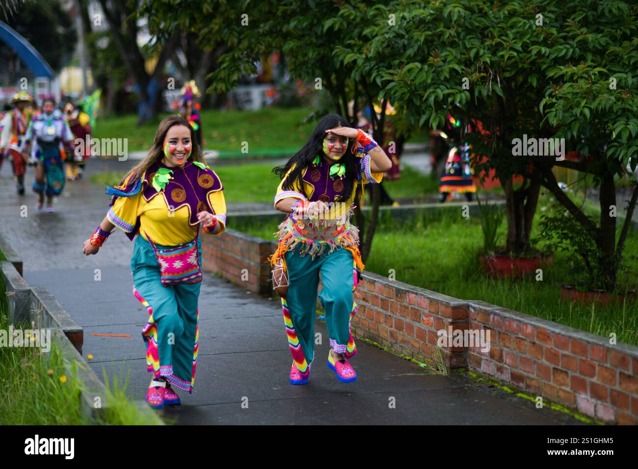 Carnaval de tierra hi-res stock photography and images - Alamy