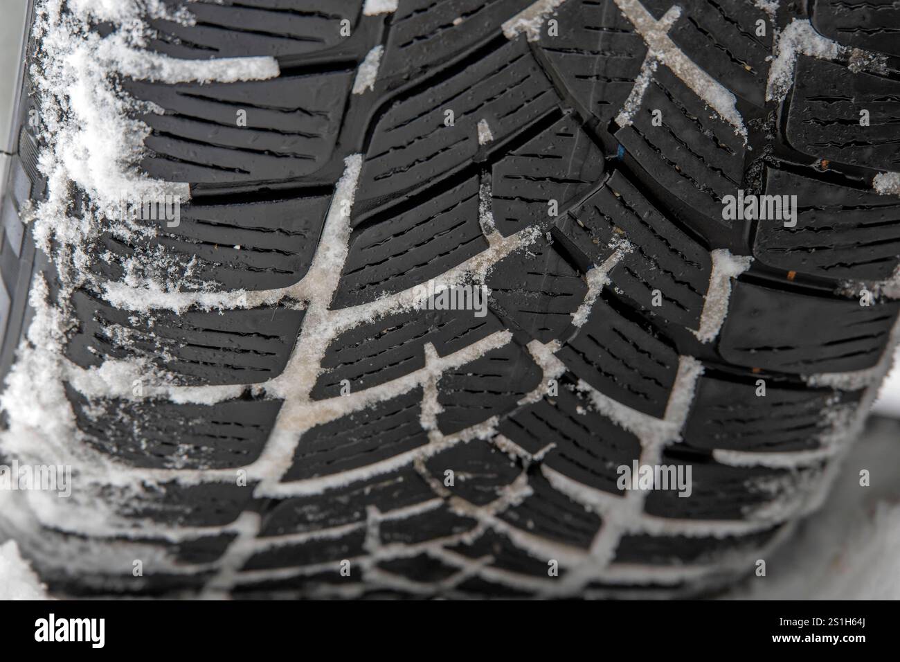 04 01 20253 winter in bayern winterreifenpflicht falsche bereifung