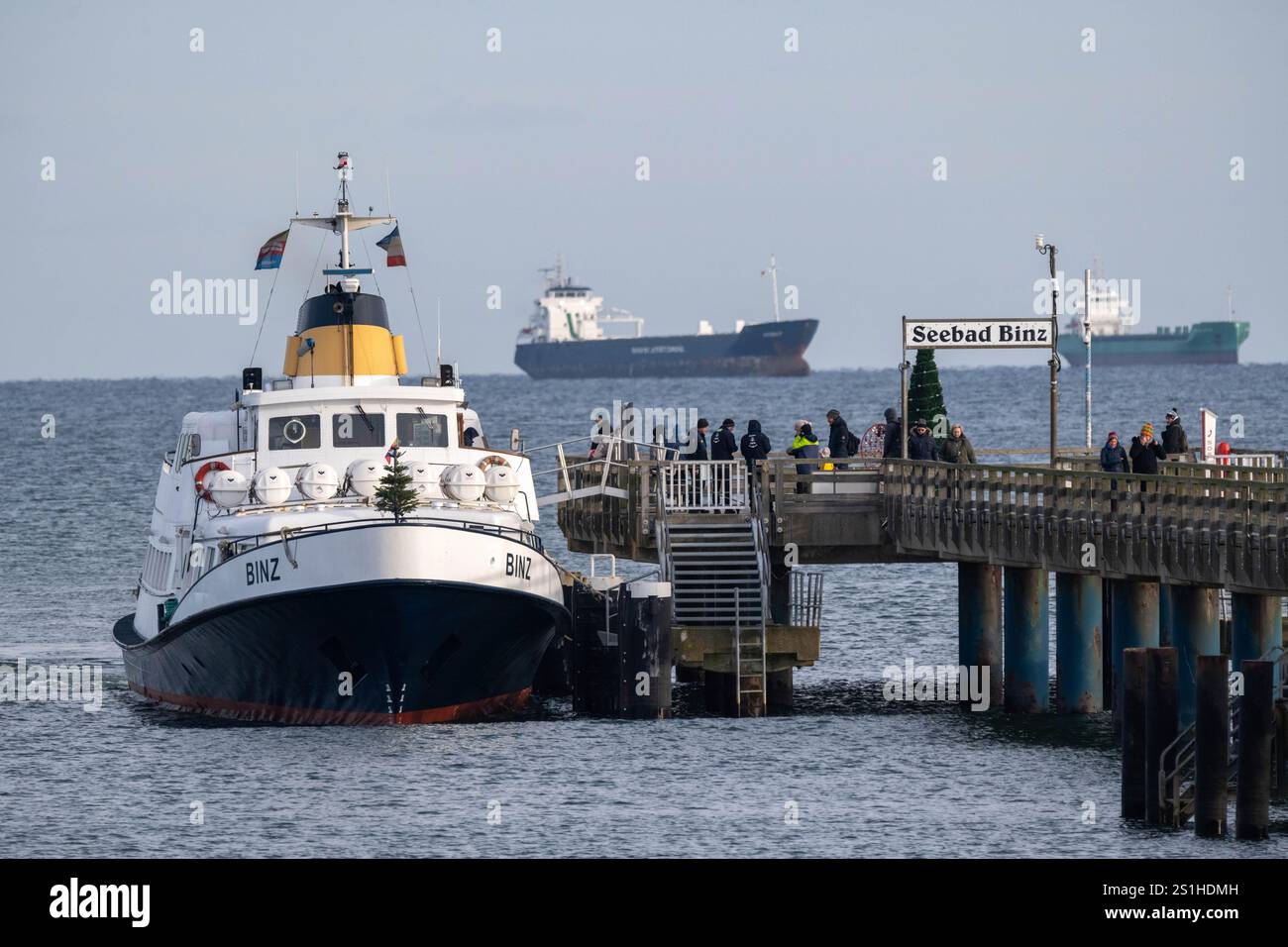 Binz, Germany. 04th Jan, 2025. The excursion boat