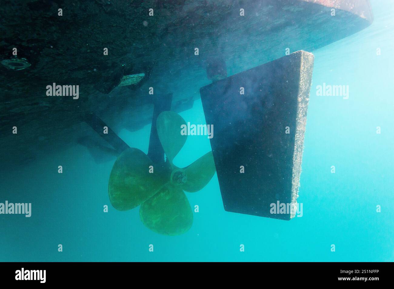 Underwater propeller and rudder detail. Espíritu Santo Island, Baja ...