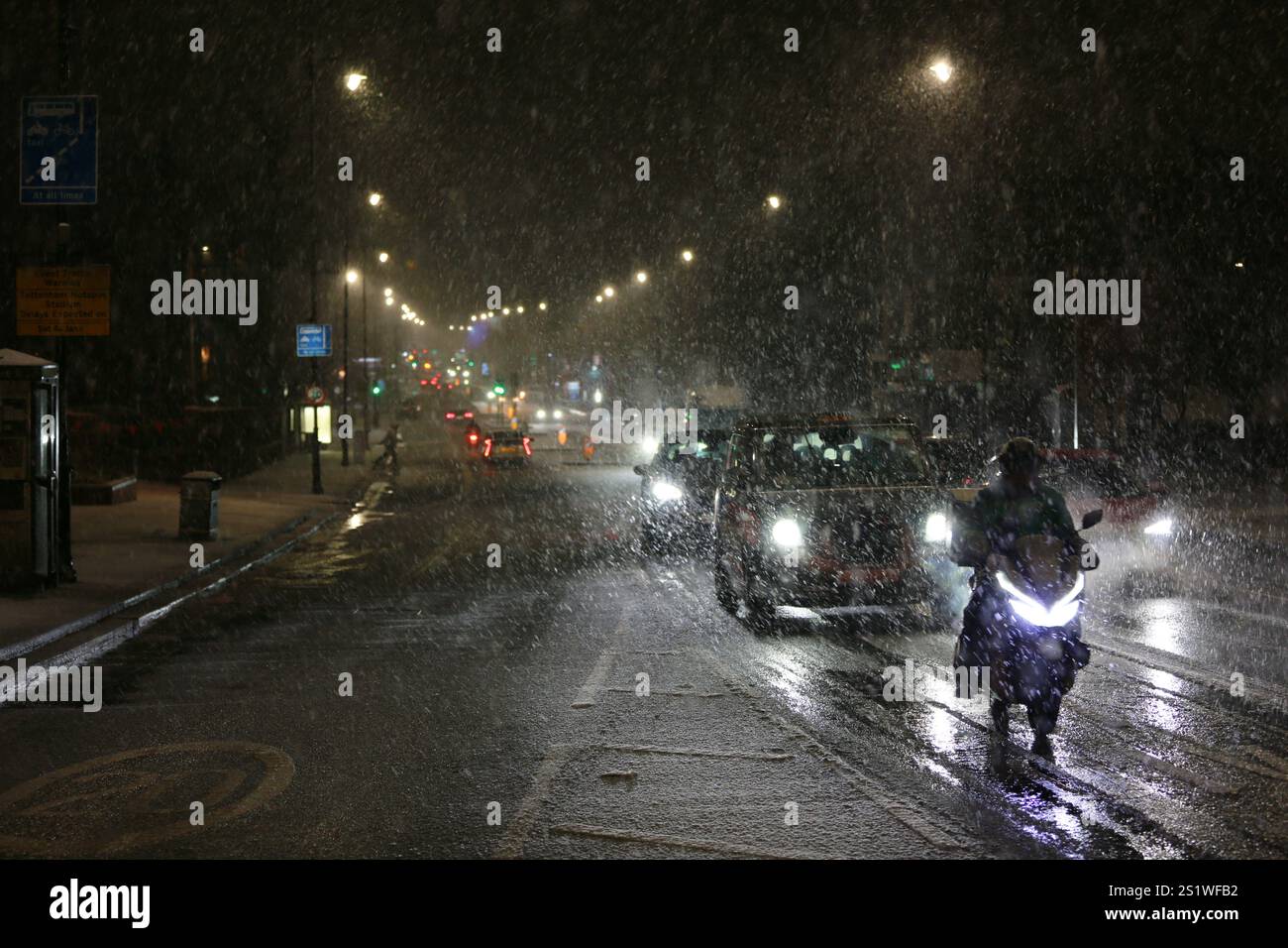 London, UK. 05 January 2025. UK Weather Snow fell in London overnight