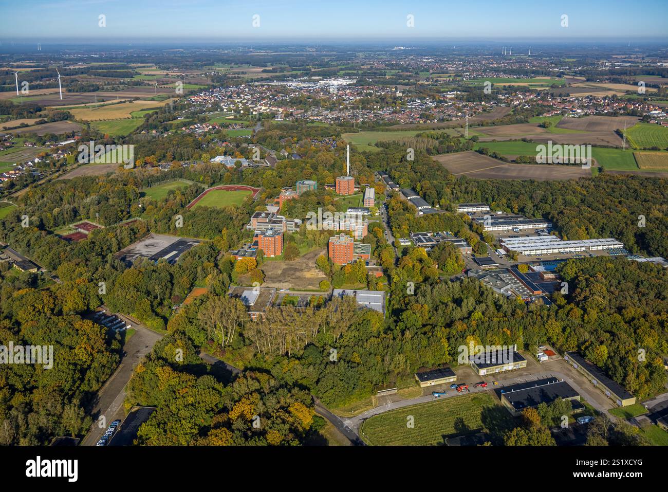 Luftbild, IPA-HAUS Selm / Bork Polizeibehörde, Polizei Schulungszentrum Hochhäuser Im Sundern, Erich-Klausener-Straße, Bork, Selm, Münsterland, Nordrh Stock Photo