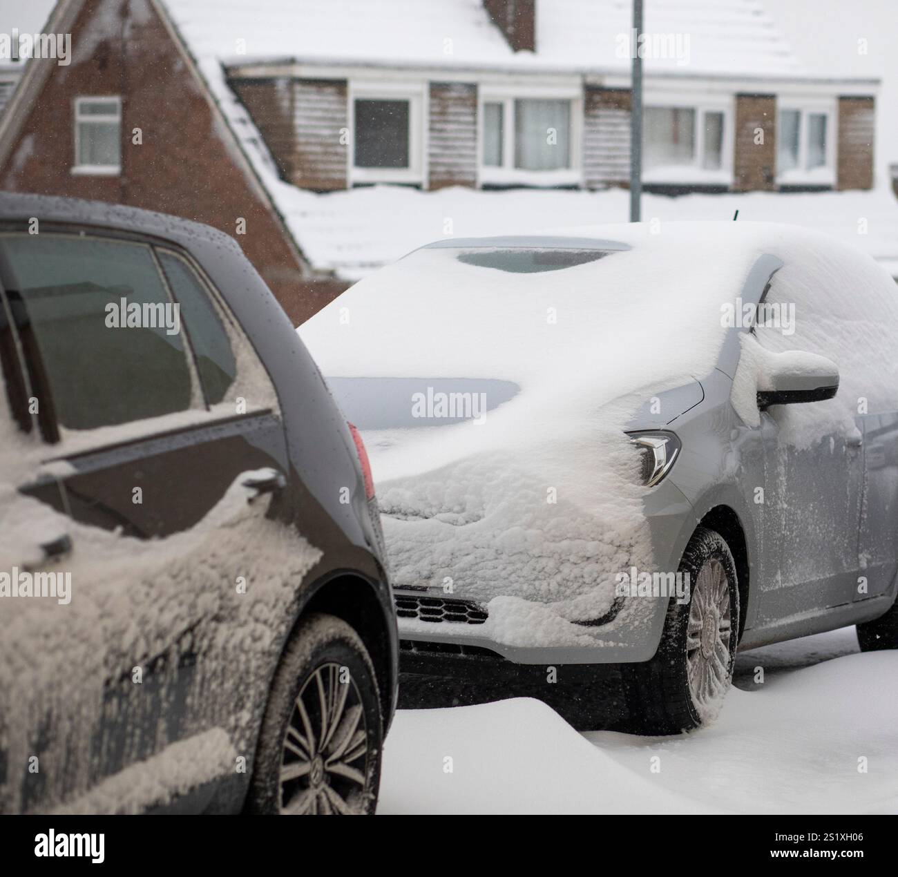 West Yorkshire, UK. 5th Jan, 2025. UK Weather. Heavy overnight snow in