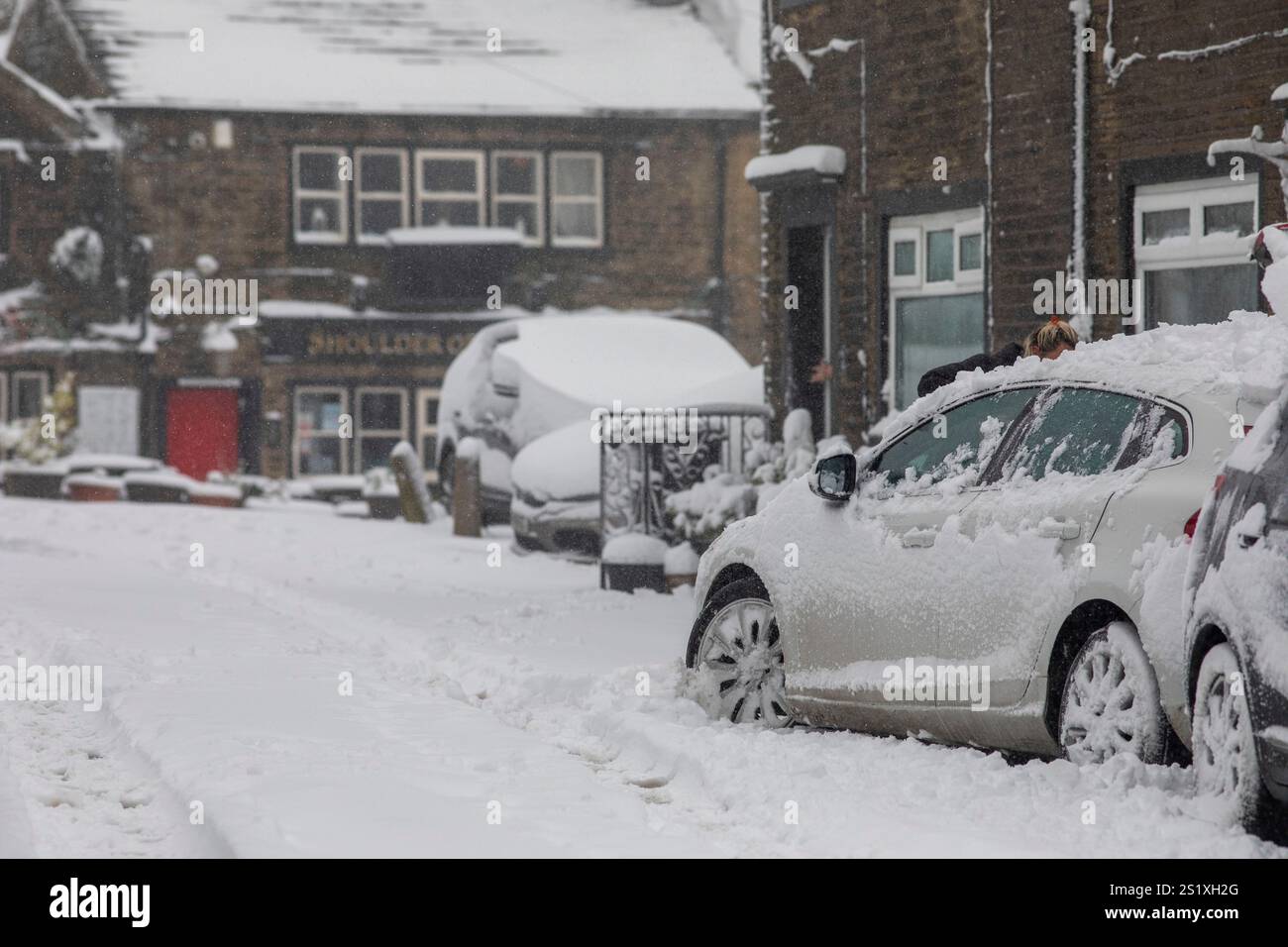 West Yorkshire, UK. 5th Jan, 2025. UK Weather. Heavy overnight snow in