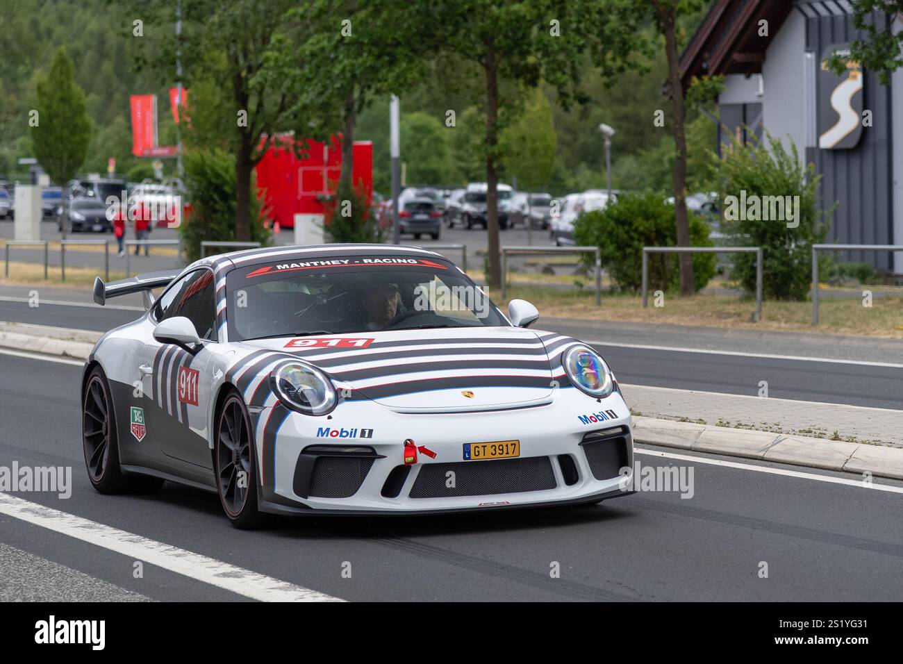 991型 991 GT3 A Future Classic? | The Porsche 991 GT3 In White - YouTube