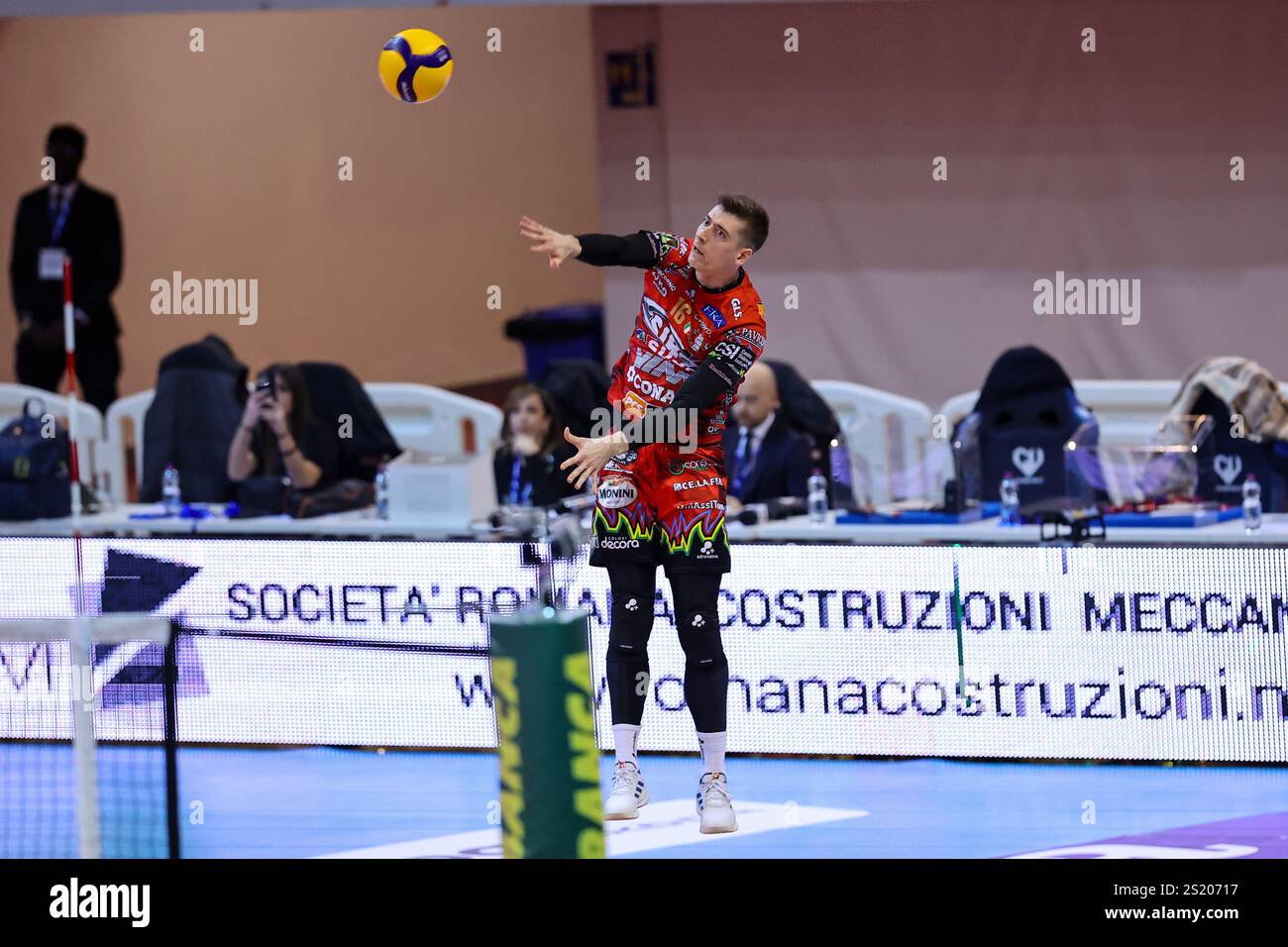 Kamil Semeniuk Perugia The Shift in Power: Why the Polish and Italian Leagues Now Dominate