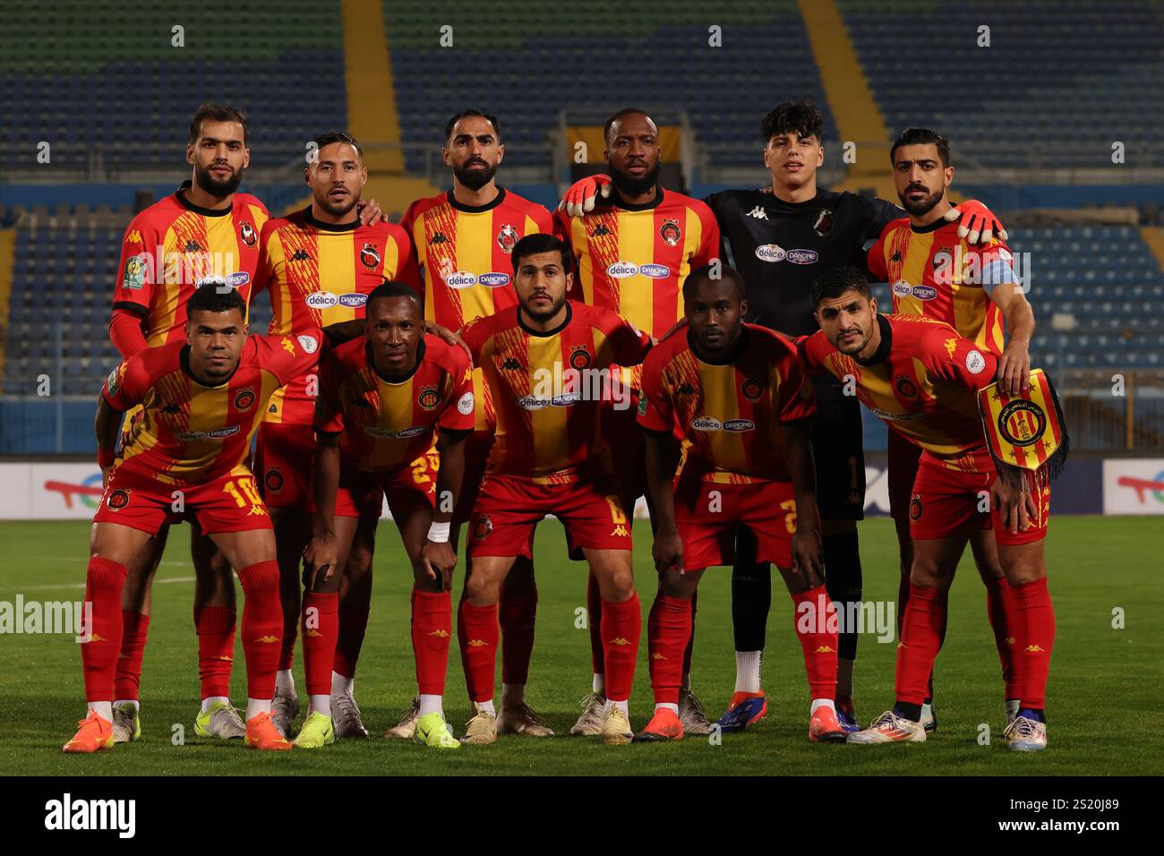 Maillot Esperance Sportive De Tunis - NewBasse - Taille L - Neuf Avec Défauts