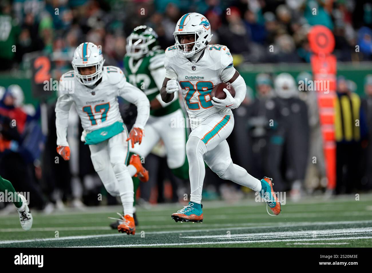 Miami Dolphins running back De