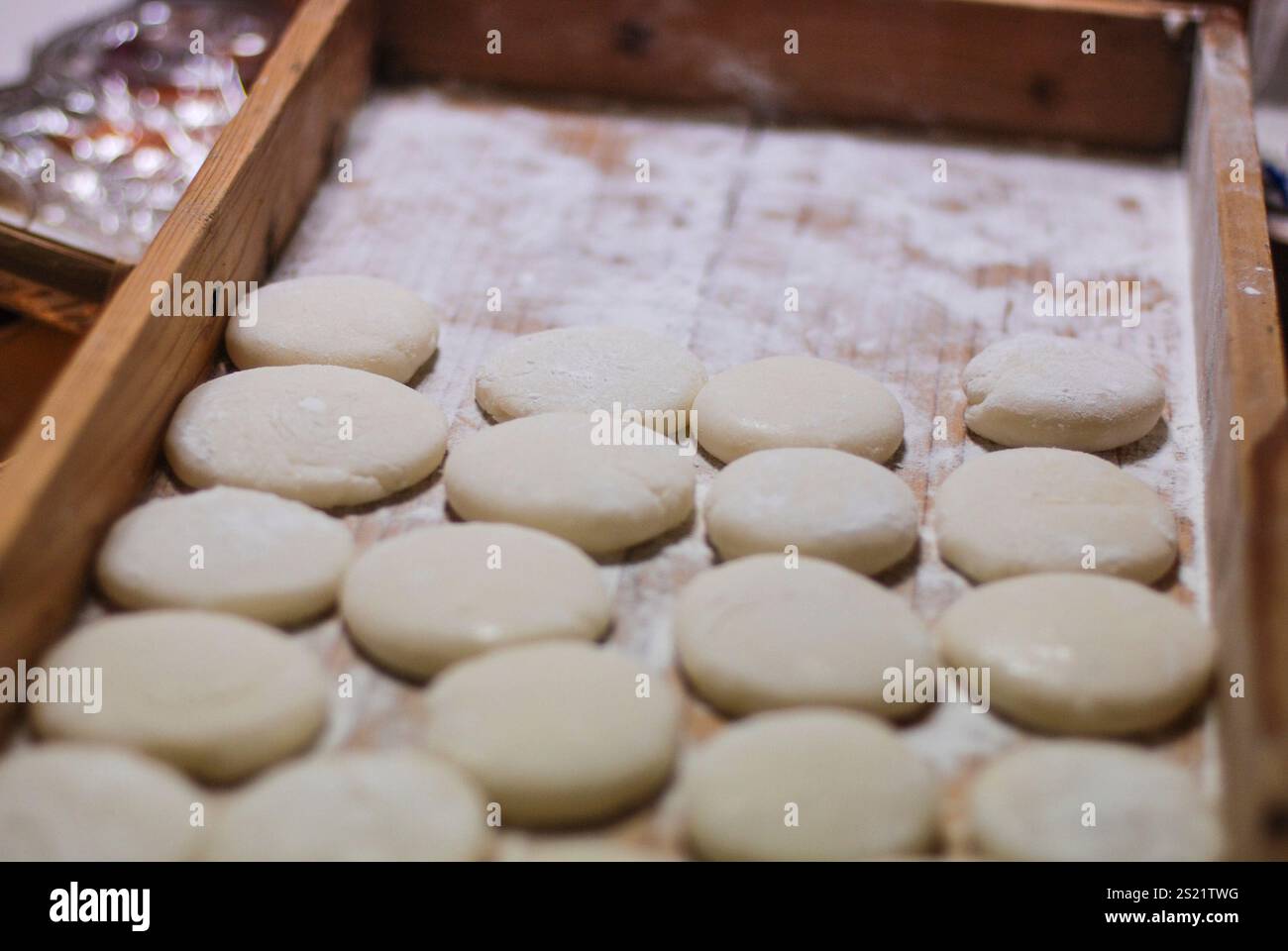 Preparing for New Year in the countryside Pounding rice cakes Stock ...