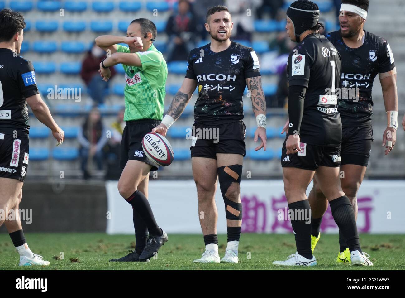 BlackRams' TJ Perenara during the 2024-25 Japan Rugby League One match ...