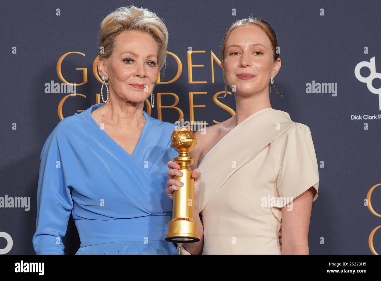 Jean Smart, left, and Hannah Einbinder pose in the press room with the