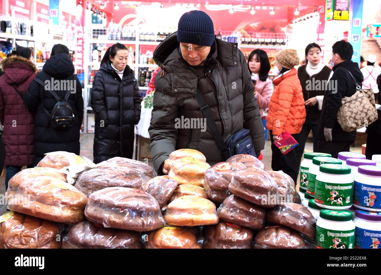People shop Spring Festival goods in Shenyang City, northeast China's