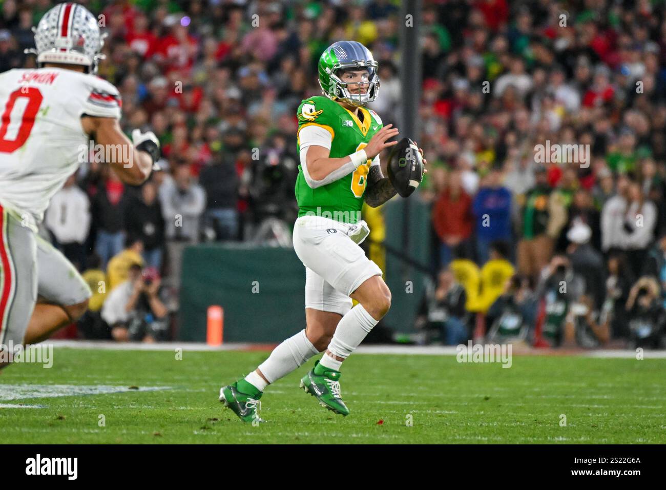Oregon Ducks quarterback Dillon Gabriel (8) during the Rose Bowl game