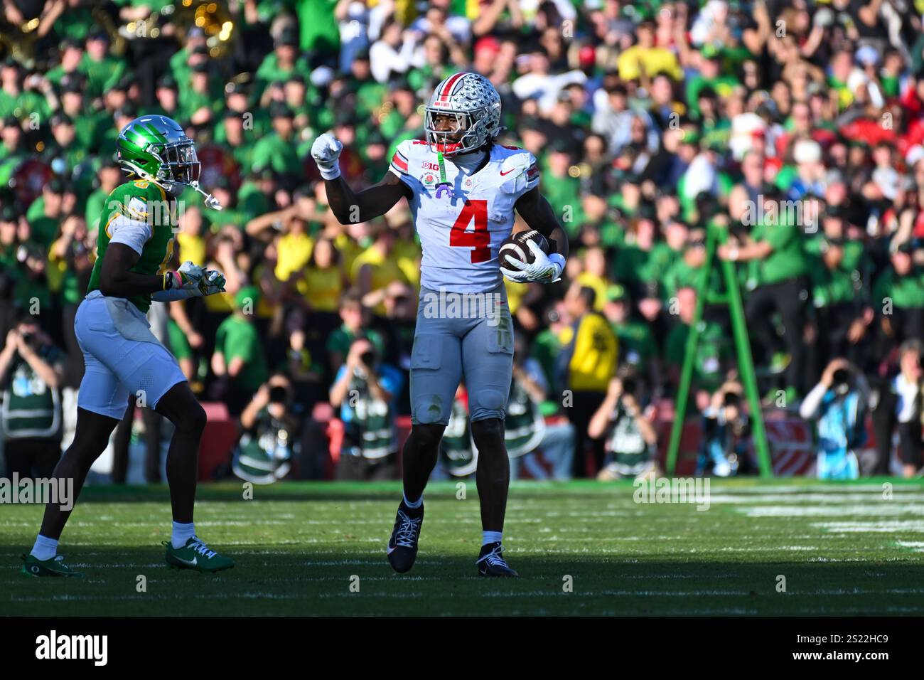 Ohio State Buckeyes wide receiver Jeremiah Smith (4) during the Rose
