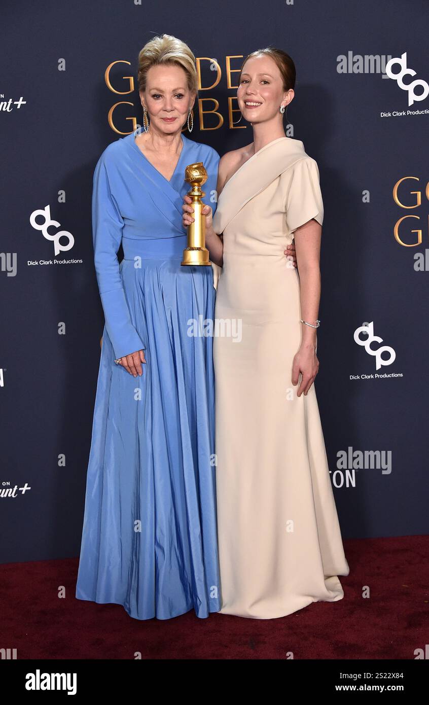 Beverly Hills, USA. 05th Jan, 2025. Jean Smart and Hannah Einbinder in the press room at the 82nd Annual Golden Globe Awards at the Beverly Hilton Hotel on January 5, 2025 in Beverly Hills, USA. 05th Jan, 2025. Jean Smart and Hannah Einbinder in the press room at the 82nd Annual Golden Globe Awards at the Beverly Hilton Hotel on January 5, 2025 in