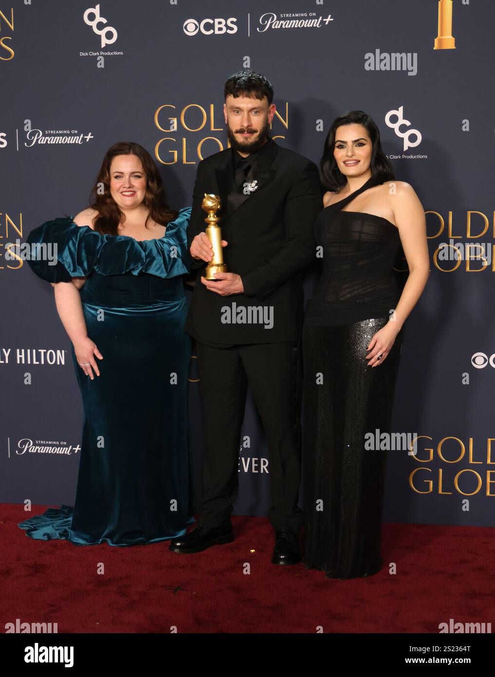 (LR) Jessica Gunning, Richard Gadd, and Nava Mau, winners of the Best(02)