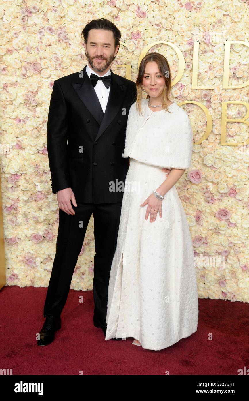 Tom Pelphrey Und Kaley Cuoco Bei Der Verleihung Der 82 Golden Globe Tom Pelphrey Und Kaley Cuoco Bei Der Verleihung Der 82 Golden Globe Awards 2025 Im Beverly Hilton Hotel Beverly Hills 05012025 2S23GHT
