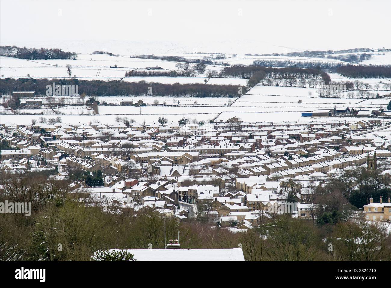 Honley Honley, Holmfirth, Yorkshire, UK, 06 January 2025. The village of ...