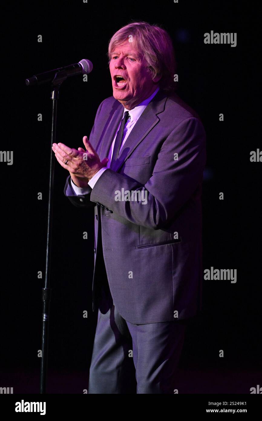 FORT LAUDERDALE, FL JANUARY 05 Peter Noone of Herman's Hermits