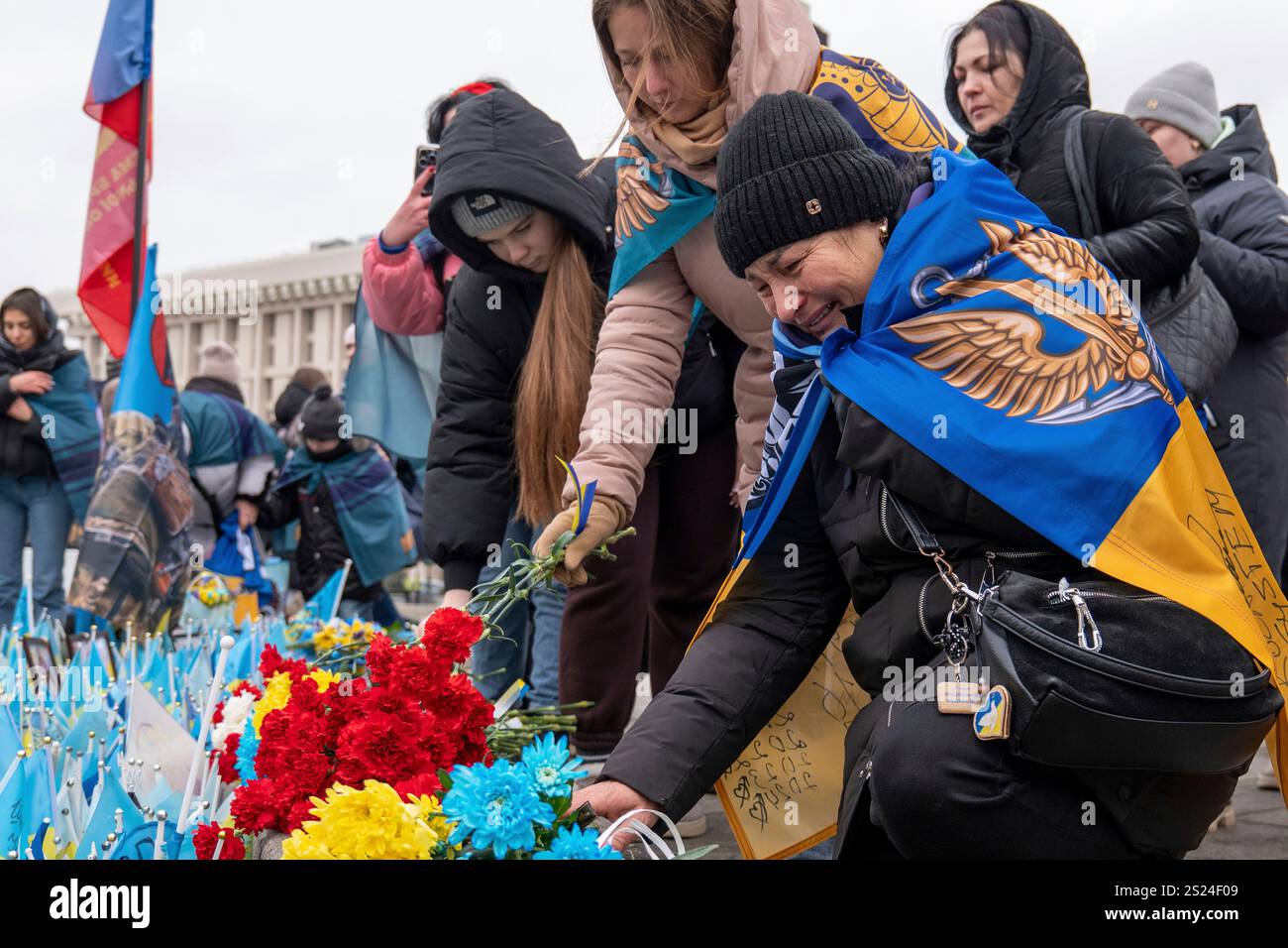 A mother of a Ukrainian POW cries as her son has been in Russian ...