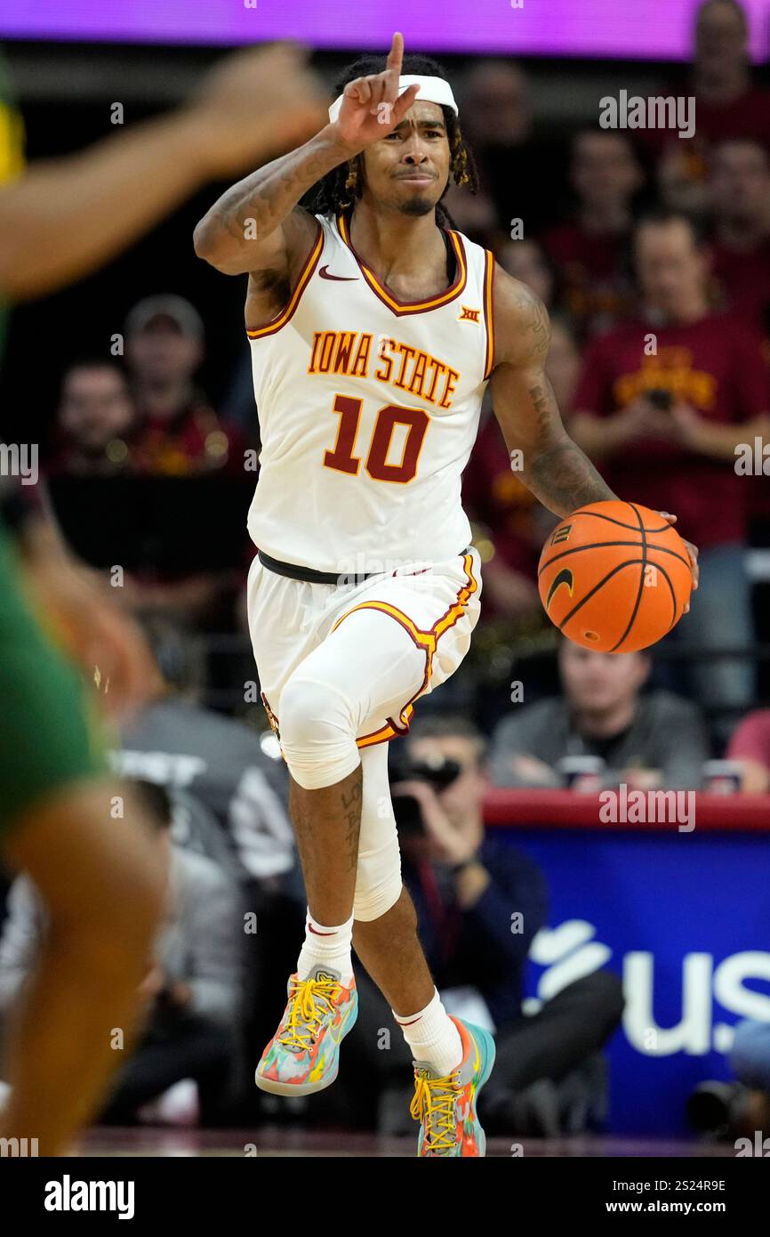 Iowa State guard Keshon Gilbert drives up court during the second half