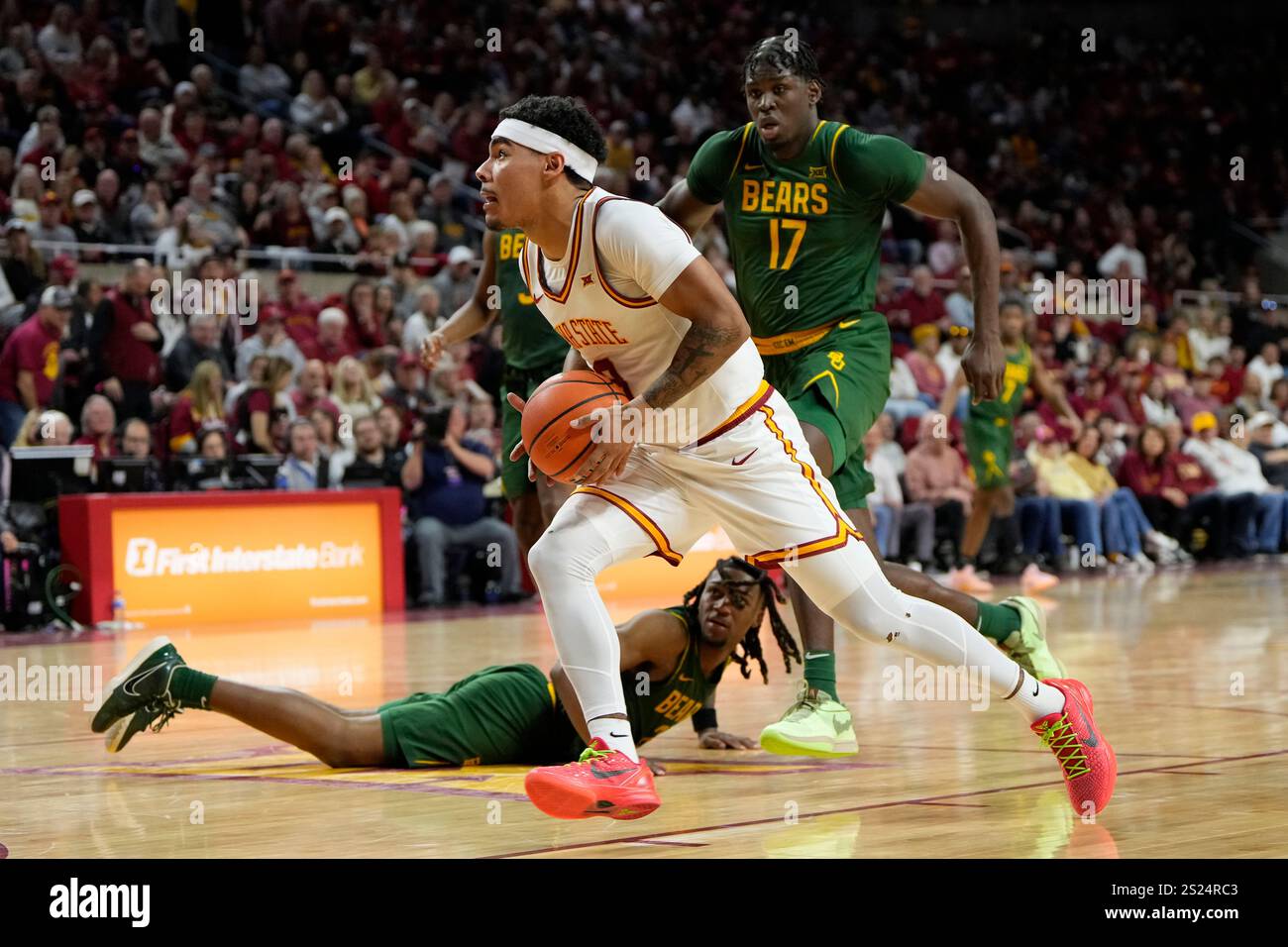 Iowa State guard Tamin Lipsey drives to the basket during the second