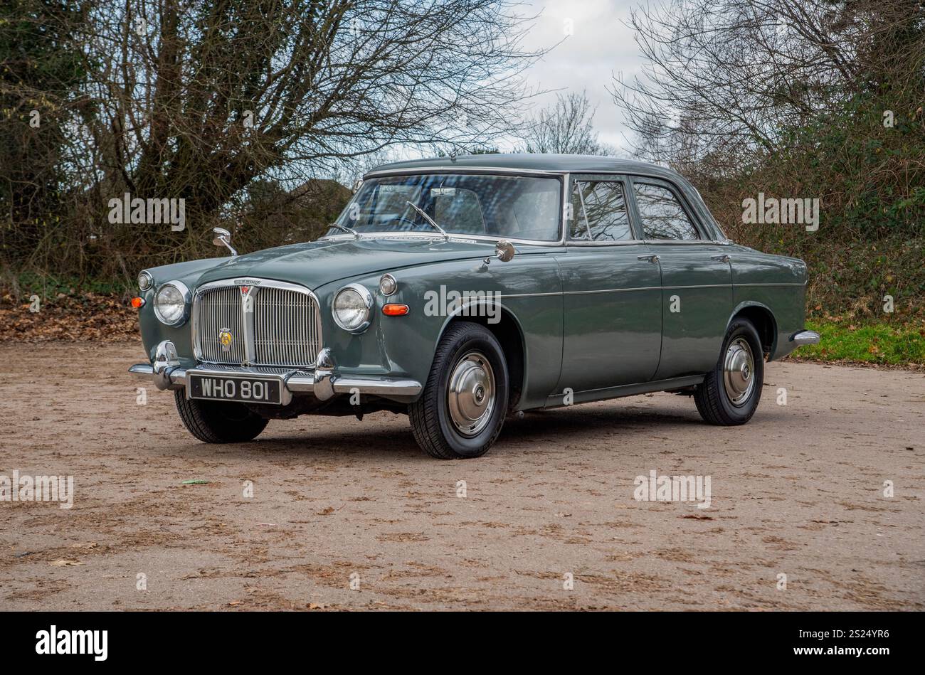 1963 Rover P5 3 Litre classic 1960s British saloon car Stock Photo - Alamy