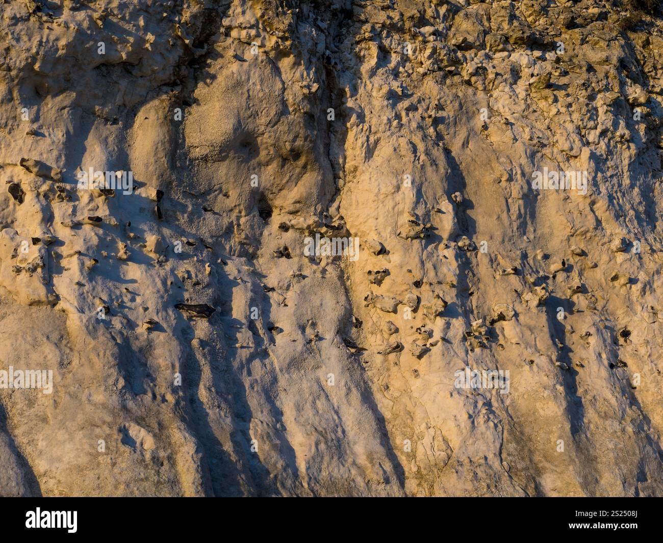 Streaks of black flint hi-res stock photography and images - Alamy