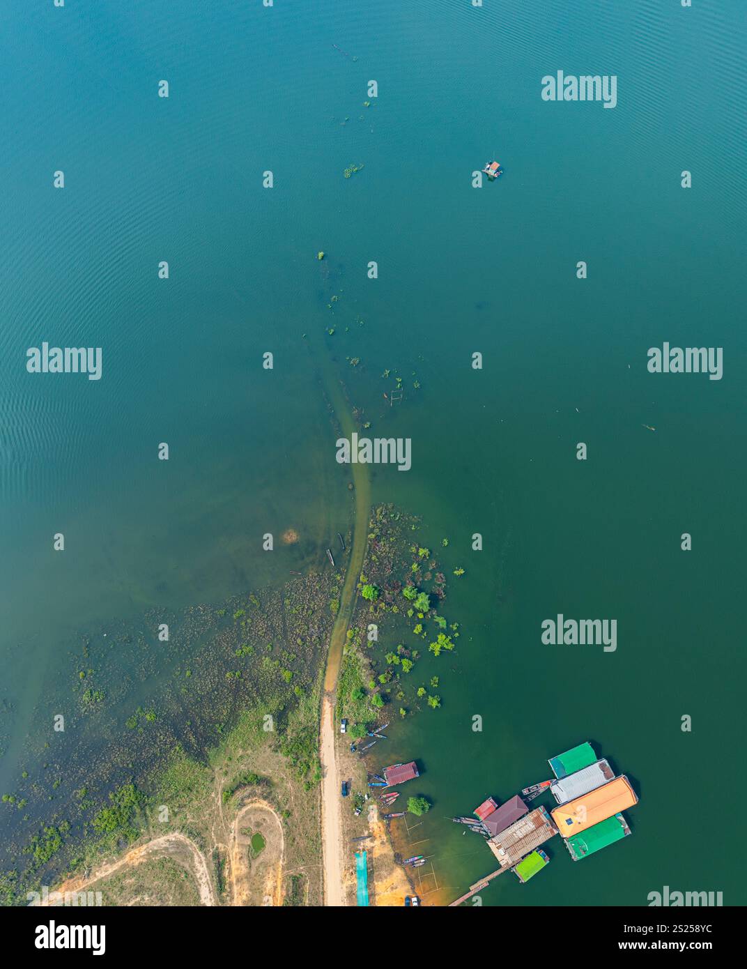 The way of life of the villagers along Doi Tao Lake. A bird's eye view ...