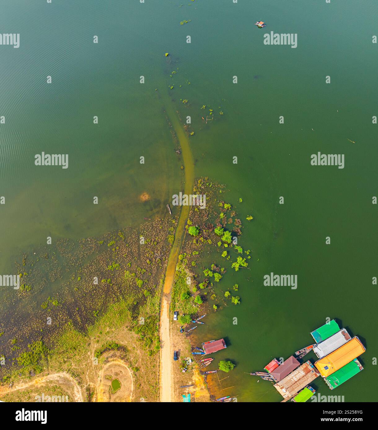 The way of life of the villagers along Doi Tao Lake. A bird's eye view ...