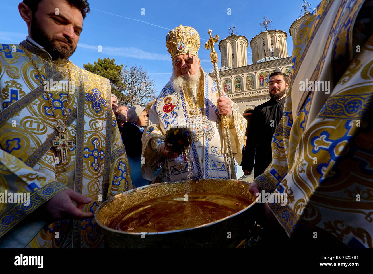 Bucharest, Romania. 6th Jan, 2025 Patriarch Daniel (C) takes Great