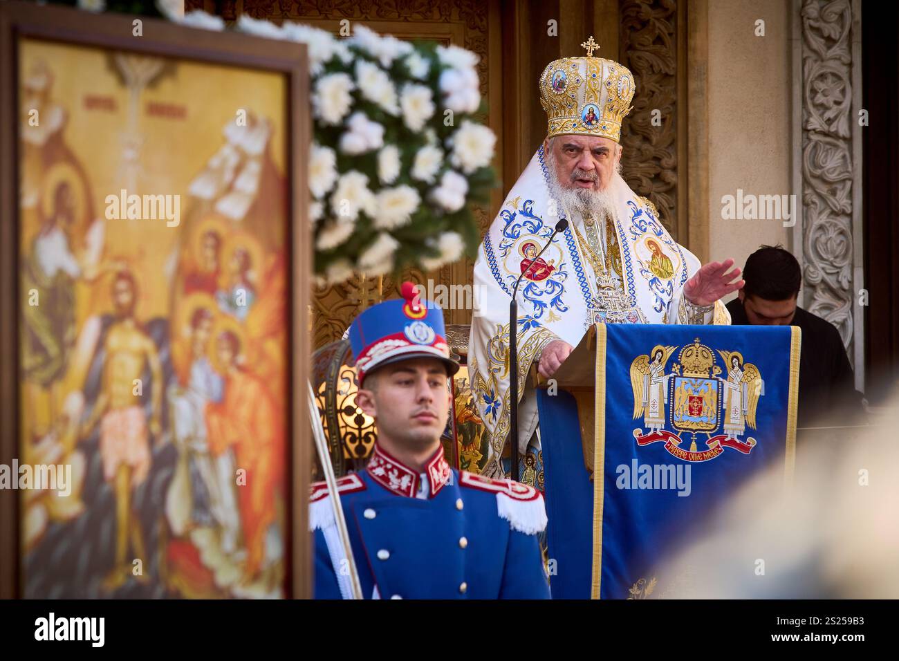Bucharest, Romania. 6th Jan, 2025 Patriarch Daniel (R) speaks at the