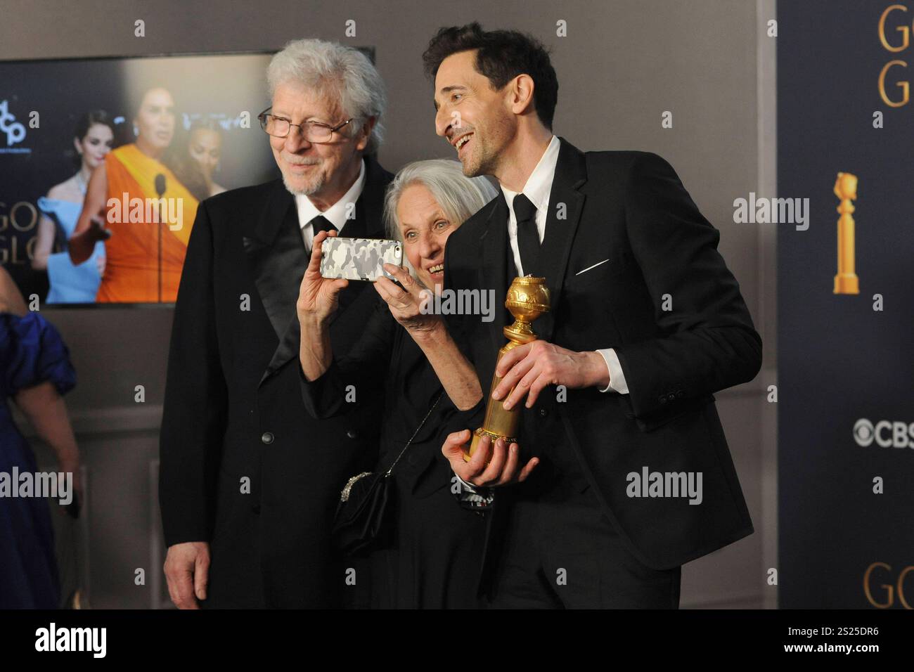 Adrien Brody mit dem Preis für den besten DramaHauptdarsteller in The